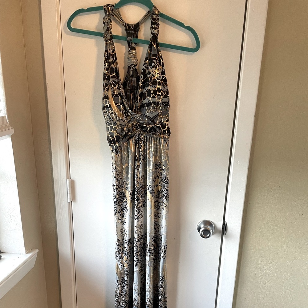 Majora Maxi dress Size M gold and grey blue